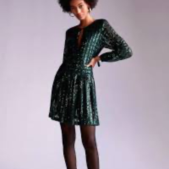 Anthropologie Dresses & Skirts - NEW Anthropologie Size 10 Green Sequined Open-Back Mini Dress Sequin PARTY